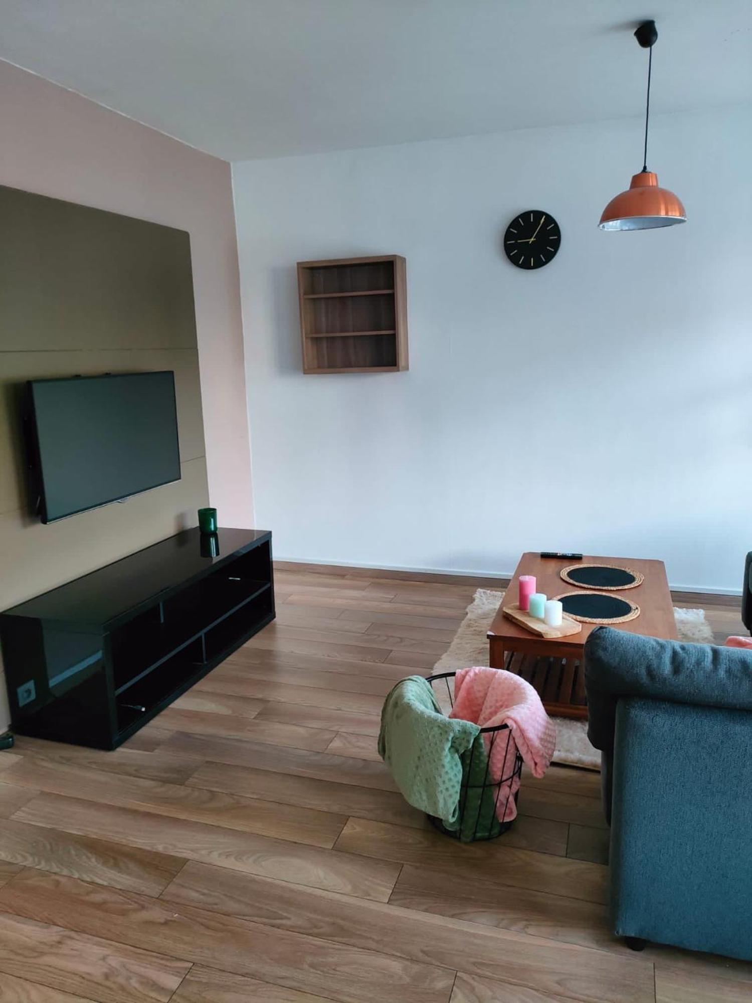 Chaleureux Appartement. דינאן מראה חיצוני תמונה
