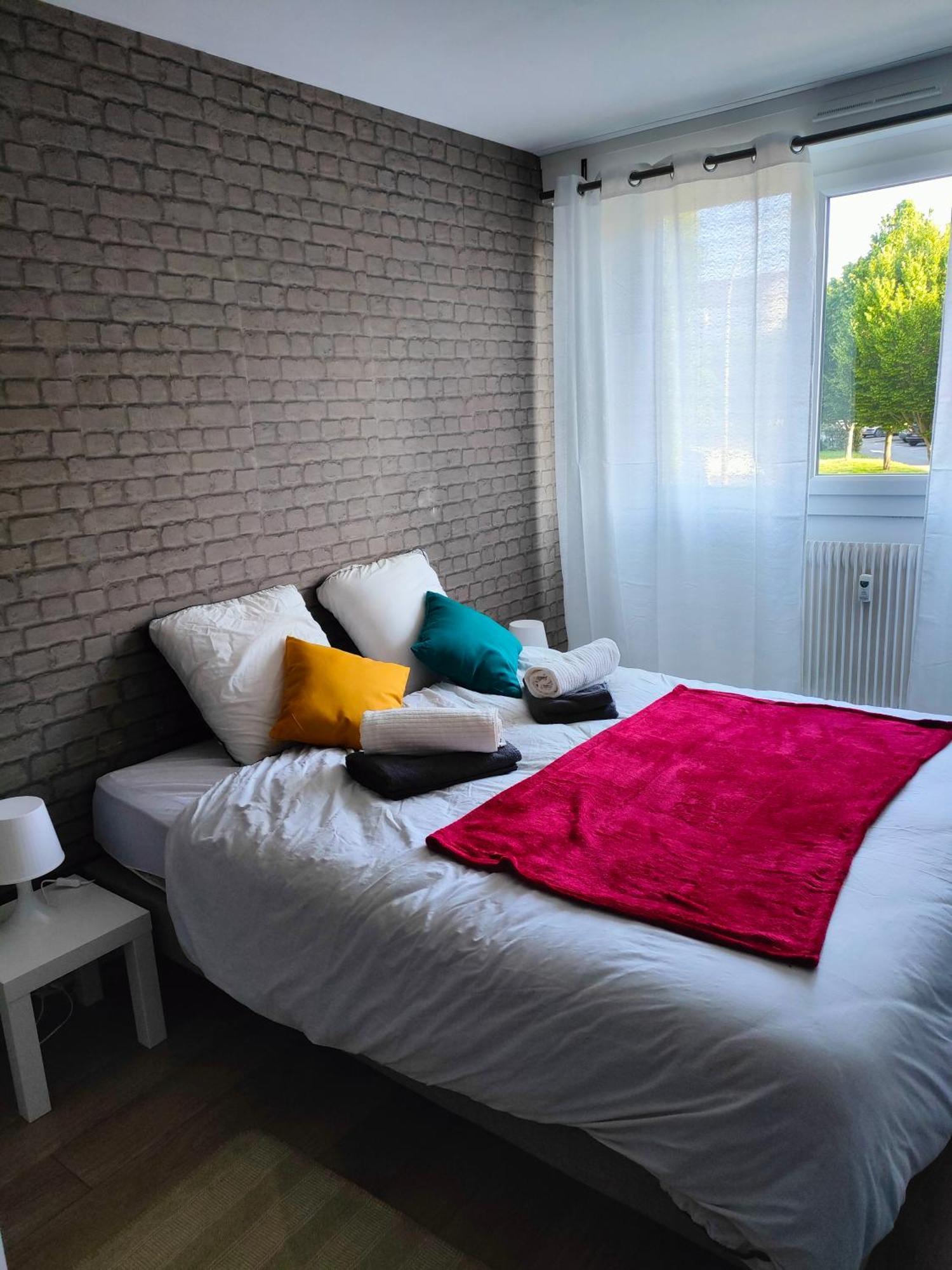 Chaleureux Appartement. דינאן חדר תמונה